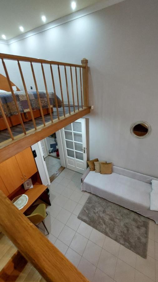 Family Apartman Gyula Exterior foto